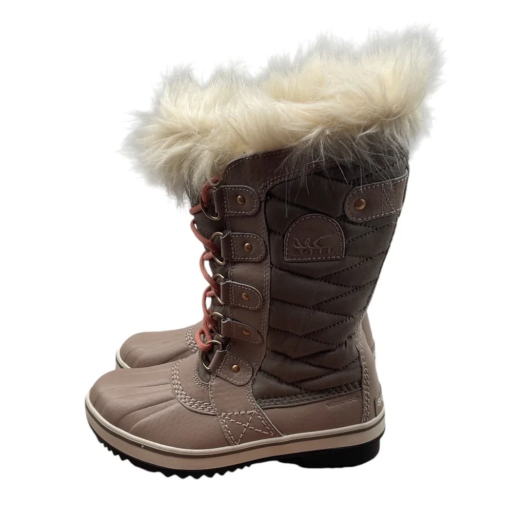 Sorel duck lace functionality